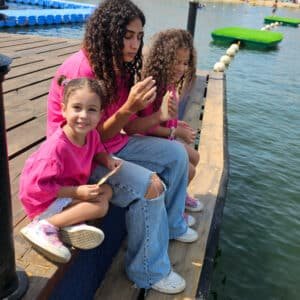 Model and kids wearing oversized pink washed T-shirts – PoshFashion kids casual collection