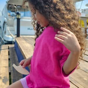 kid wearing oversized pink washed T-shirts – PoshFashion kids casual collection